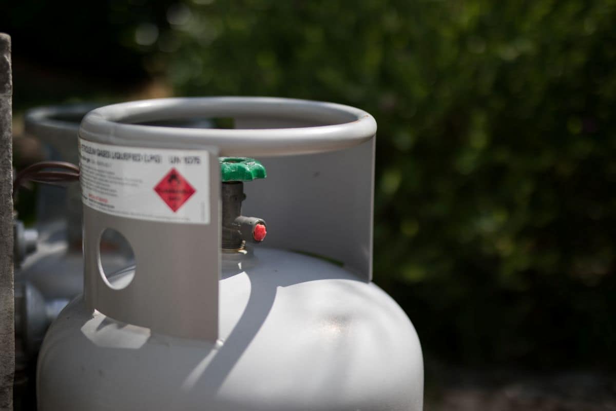 repair of gas leaks